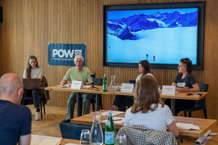 Aktionen und Pressekonferenz zum "Tag zum Schutz der Alpen"